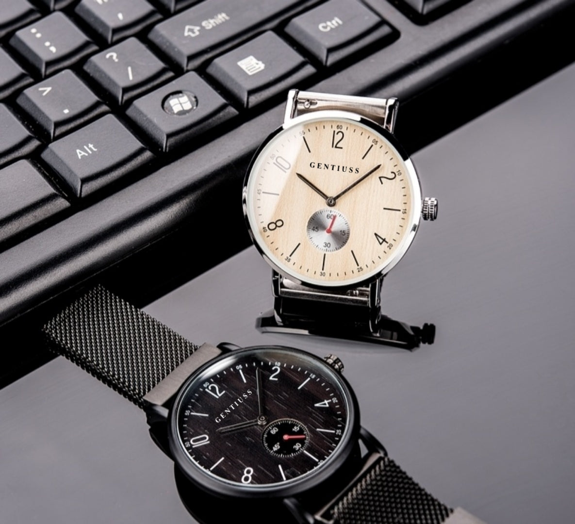 Minimalist stainless steel mesh watch
